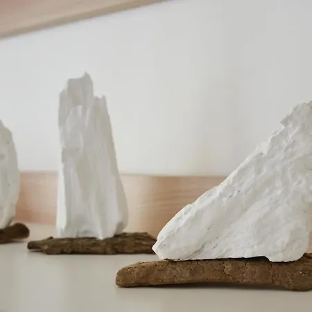 Ambra By Ermosa - Con Giardino E Sdraio - A 300 M Dal Mare 公寓