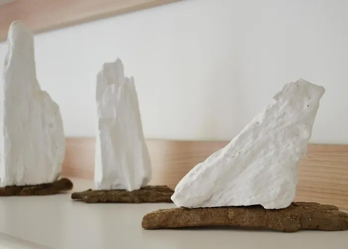 Ambra By Ermosa - Con Giardino E Sdraio - A 300 M Dal Mare Διαμέρισμα