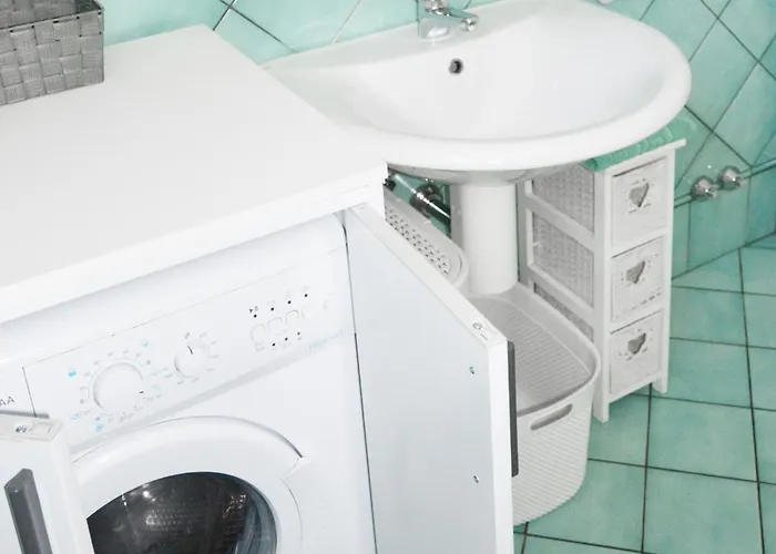 Ambra By Ermosa - Con Giardino E Sdraio - A 300 M Dal Mare *